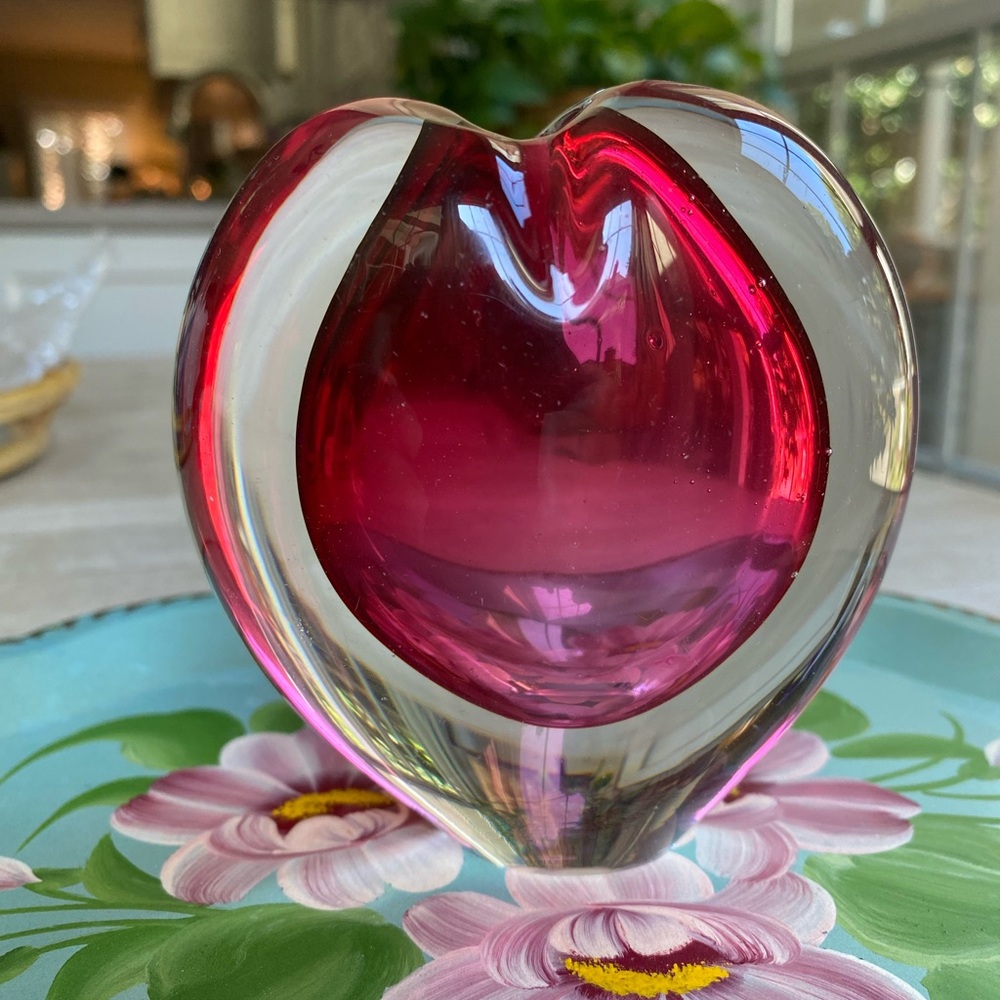 Handblown Pink and Clear Glass Heart-Shaped mini Vase or Paperweight. 4” Tall